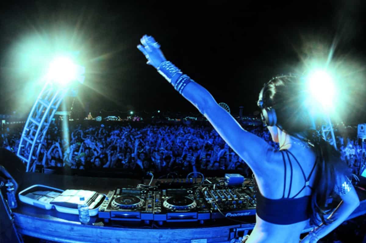 How Much Do DJs Really Make? GlobalDJsGuide